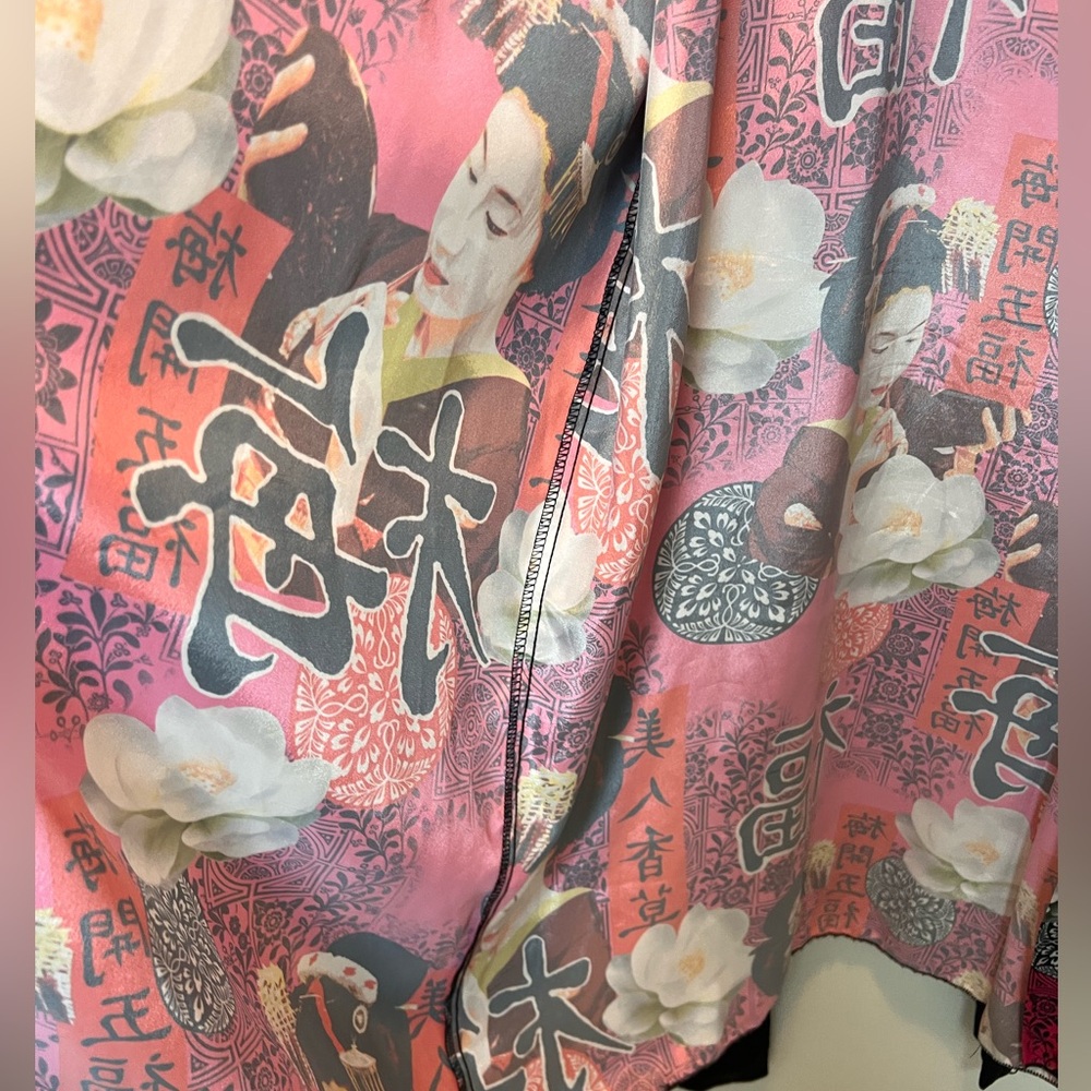 Women’s Vintage pink Kimono!! Beautiful! - Picture 14 of 15